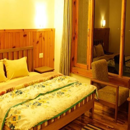 Hotel Keylinga Inn Manali Kültér fotó